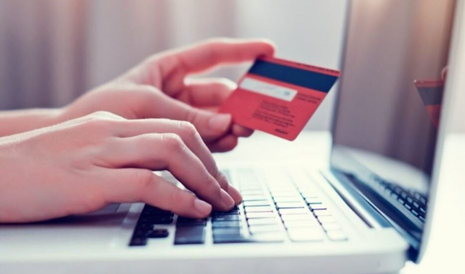 Understanding Credit Card Annual Fees: Are They Worth It?