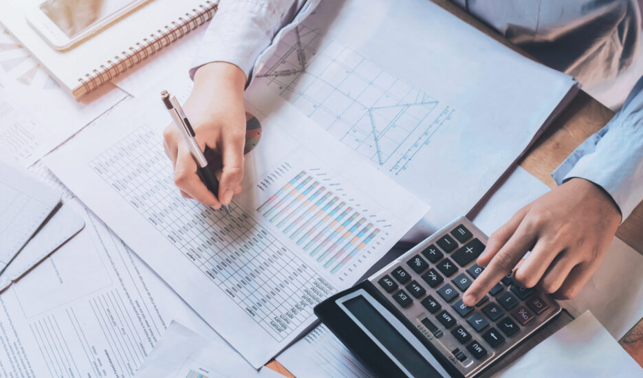 Why Expense Tracking is the First Step to Using a Credit Card Responsibly
